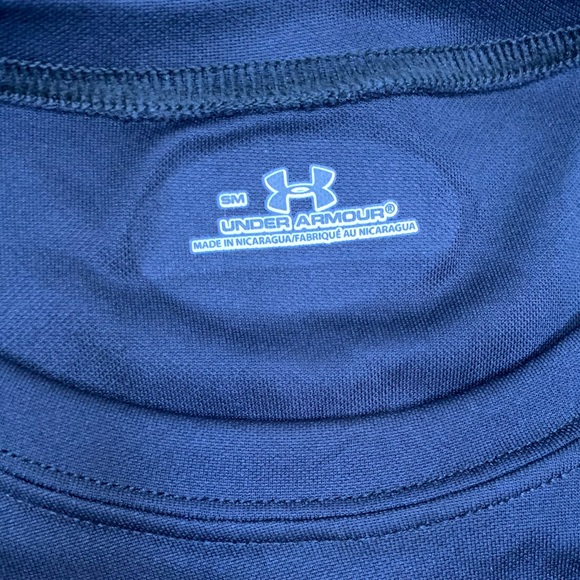 Brand New Men’s Under Armour black short sleeve t-shirt. - Picture 5 of 8